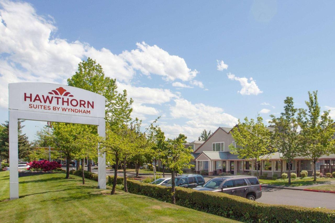 Hawthorn Suites By Wyndham Kent, Wa Eksteriør bilde